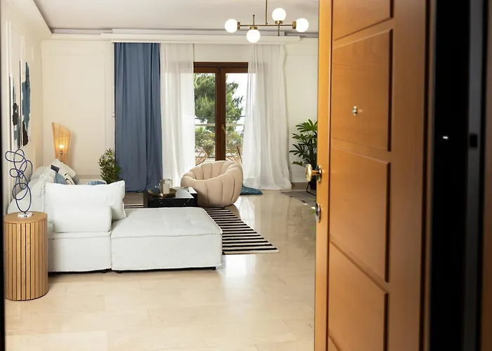 Champagne Sea View By Binobi!