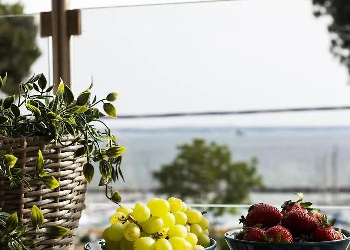 Champagne Sea View By Binobi! * 테살로니키