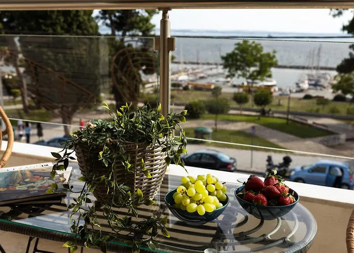 Champagne Sea View By Binobi! Thessaloníki