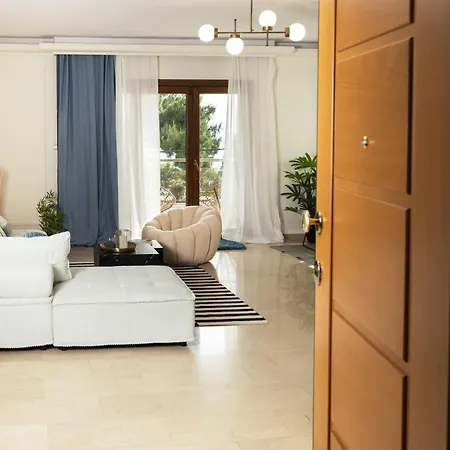 Champagne Sea View By Binobi!