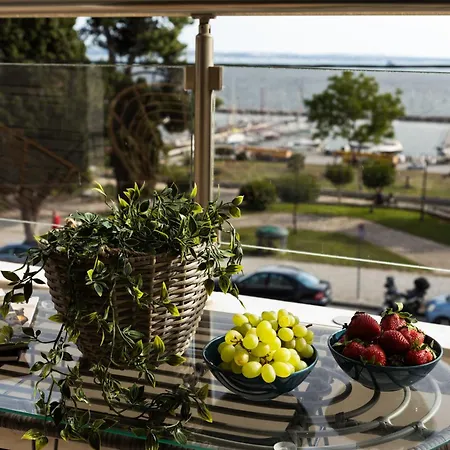 Champagne Sea View By Binobi! 테살로니키